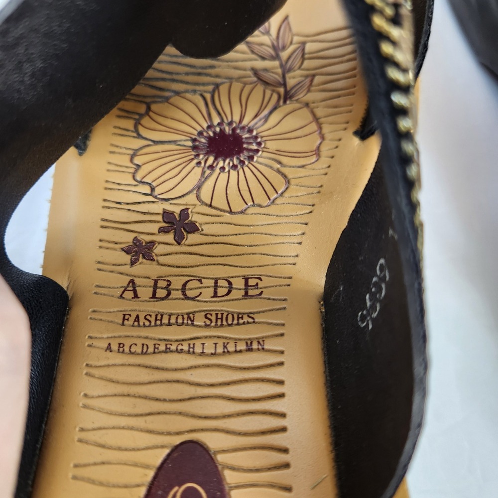 Golden Road Women's Black Gold Rhinestone Wedge Sandals Shoes Size 11 - Picture 9 of 14